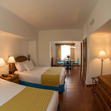 Amatique Bay Hotel Puerto Barrios Exterior photo